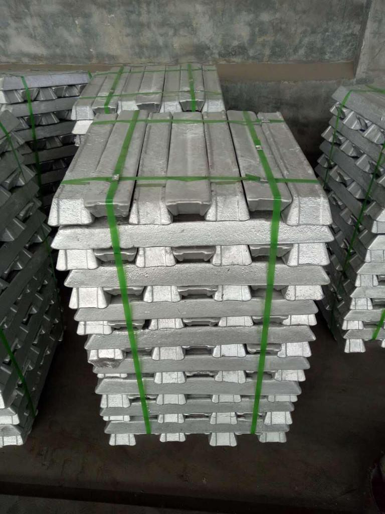 Supplier High Quality Aluminum Products /Aluminum Ingots/Aluminum Sheet