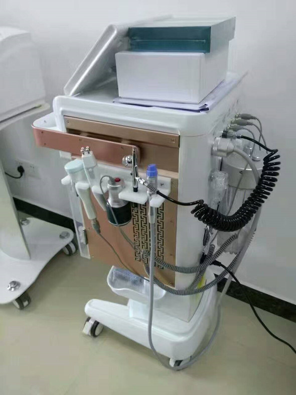 Professional Multifunctional Hydro Facial Oxygen Jet Peeling Facial Beauty Device