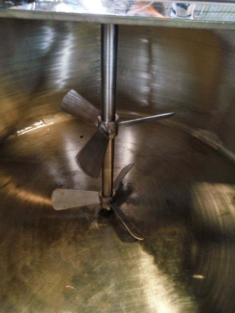 Mixing Tank for Biological Engineering