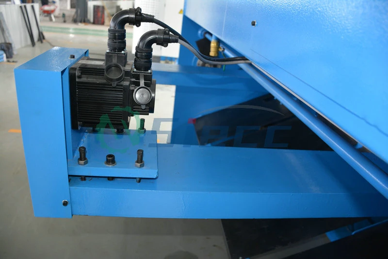 Siecc QC12yk Guillotine Shearing Machine Sheets Into Pieces or Strips Metal Shearing Machine