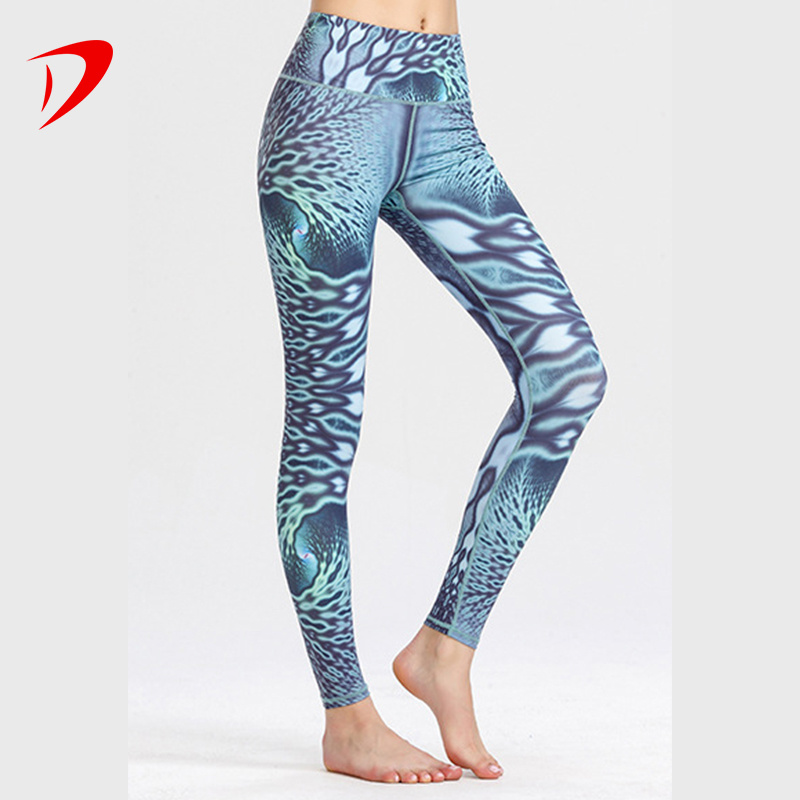 Customized Yoga Wear Sports Suit Sublimation Legging Gym Wear