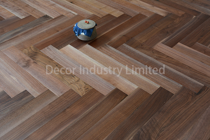 Star Product UV Painte Durable Natural Walnut Brushed Wooden Engineered Flooring