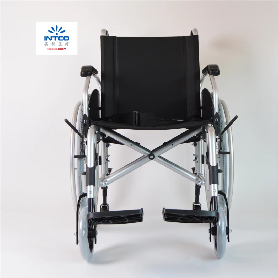 Aids Mobility Multifunctional Aluminum Wheelchair with Small Lifting Wheel