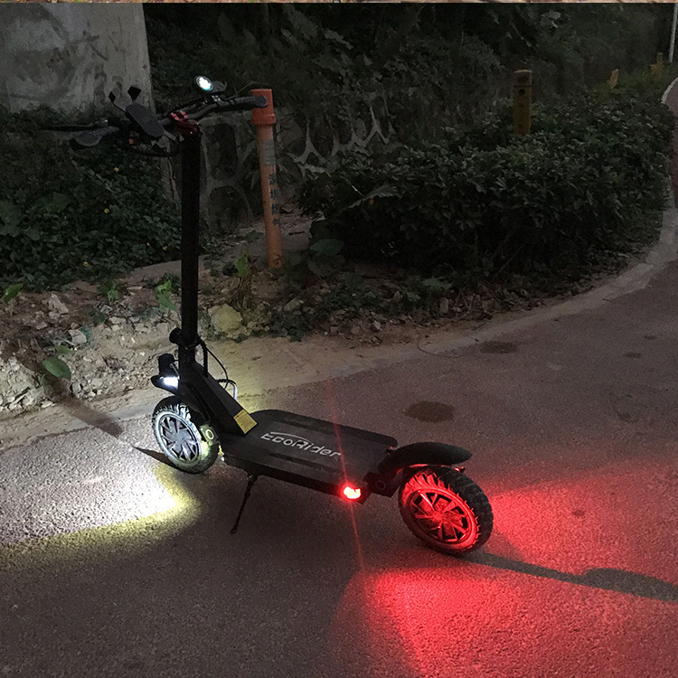 10 Inch Kick Electrico Scooters 3600W Dual Motor Electrical Scooter with Double Charging Port