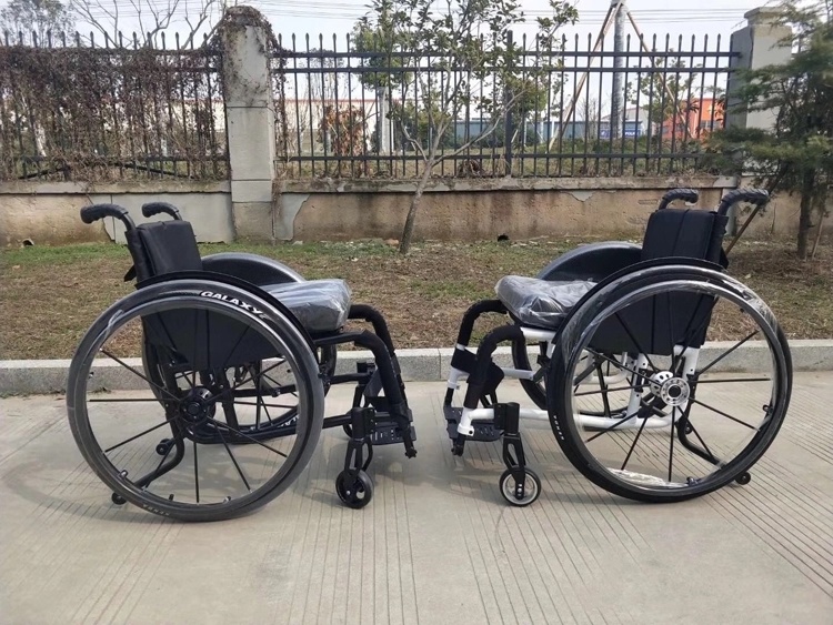 Lightweight Manual Sports Wheelchair for Elderly and Handicapped