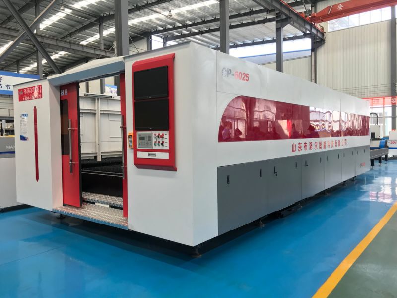 Full Enclosed High Power Metallic Sheet Processing CNC Fiber Laser Cutting Machine