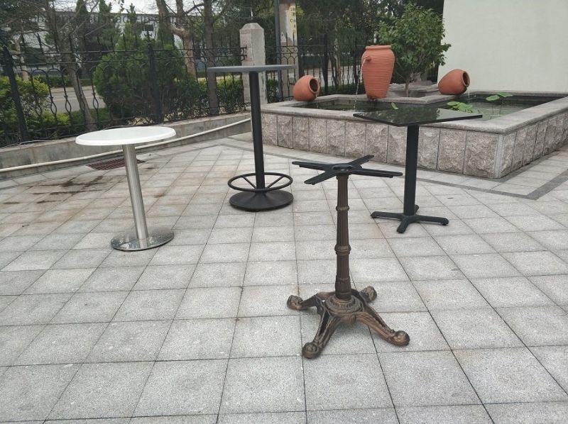 Modern Style Dining Table Metal Cast Iron Legs Restaurant Table