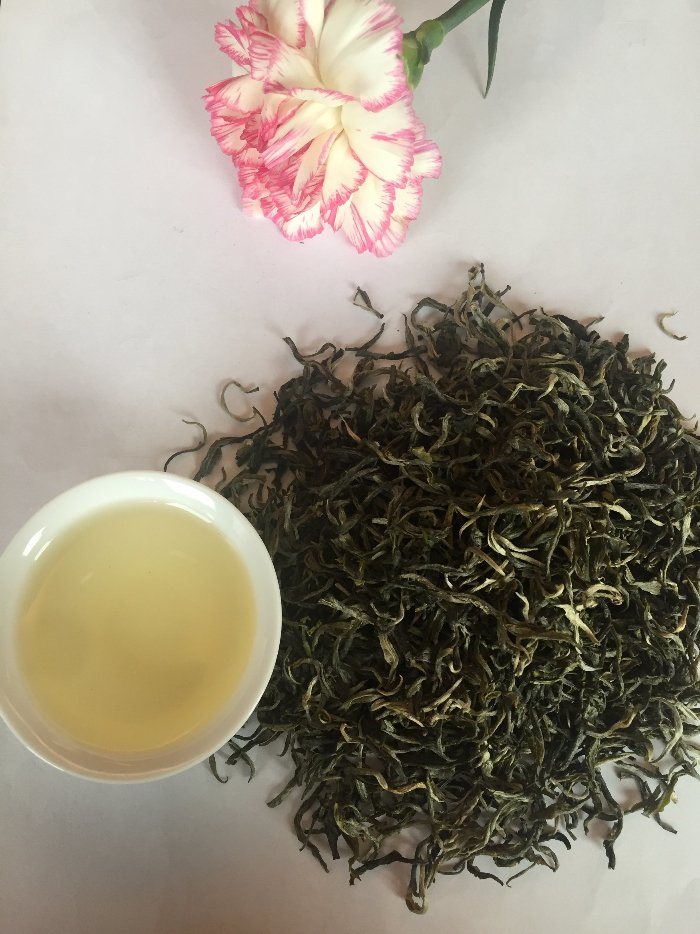 Yunnan Green Peony Large Leaves Strong Flavor Yunnan Green Tea