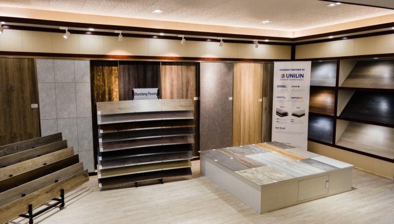 Home Decoration 100% Waterproof Ecofriendly Vinyl Floor Plank