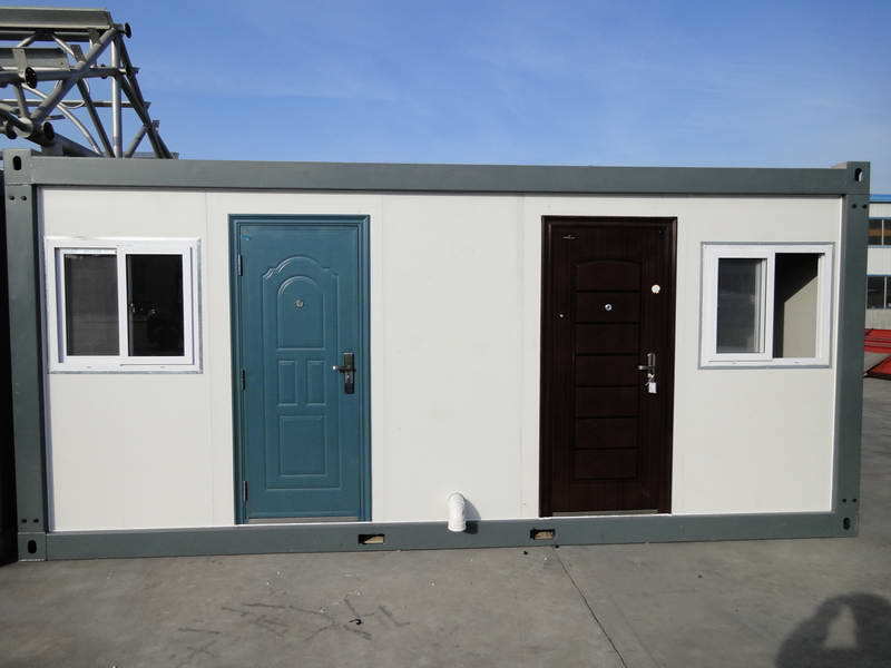 Sandwich Panel Flat Pack Prefabricated Container House for Single Apartment