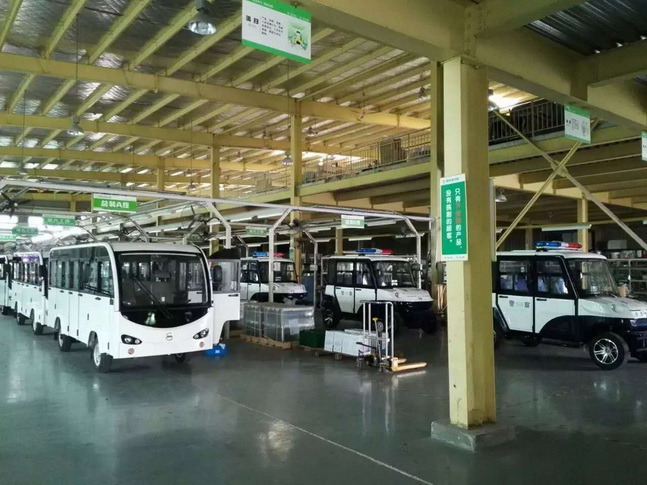 8seats Luxury Electric Shuttle Bus with Air Conditioner
