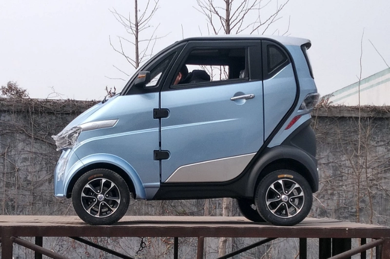 100km Mileage CKD Parts Electric Car with Air Conditioner