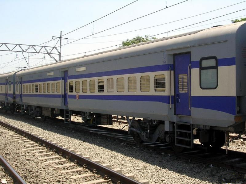 25k Dining Air Conditioned Passenger Coach/ Trail Car/ Carriage/ Railway Train