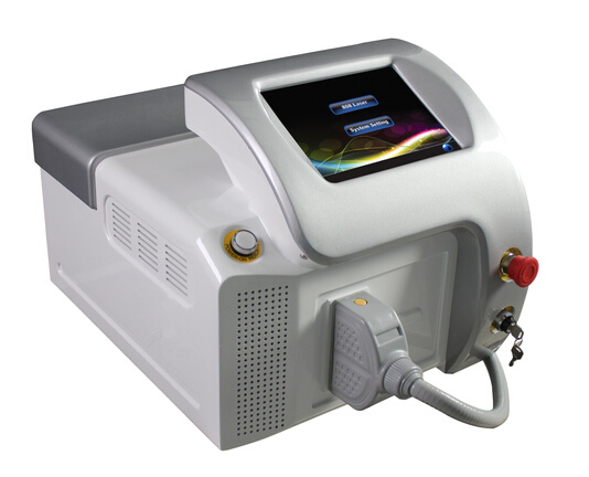 Portable 808nm Laser Epilator with Medical Ce