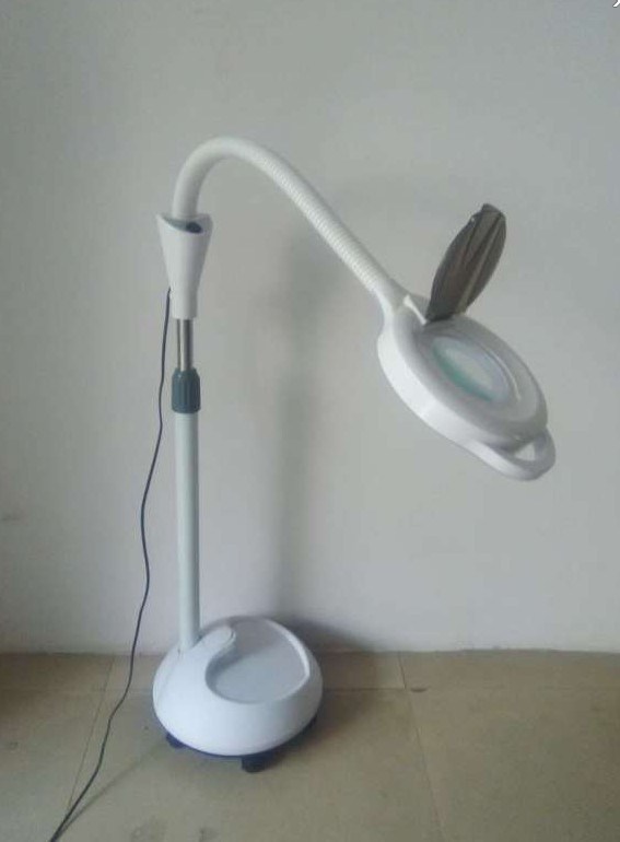 Magnifier Lamp Used for Tattoo or Beautician