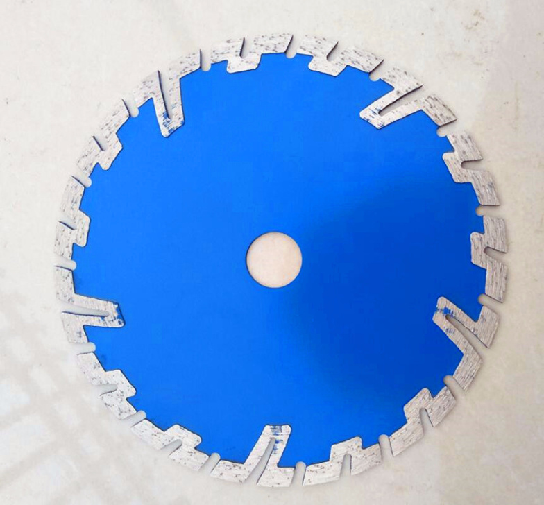 Weld Diamond Saw Cutting Blade for Cutting Reinforced Concrete