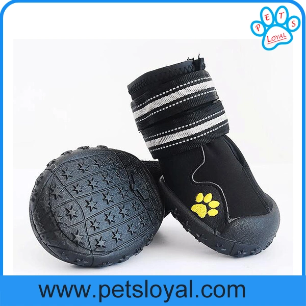 Factory Wholesale Pet Product Medium and Large Pet Dog Shoes