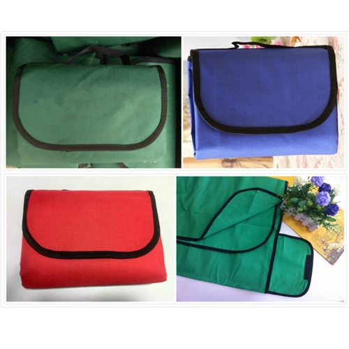 600d Hot Sell Waterproof Outdoor Foldable Oxford Beach Picnic Mat in Camping Mat Qh-003