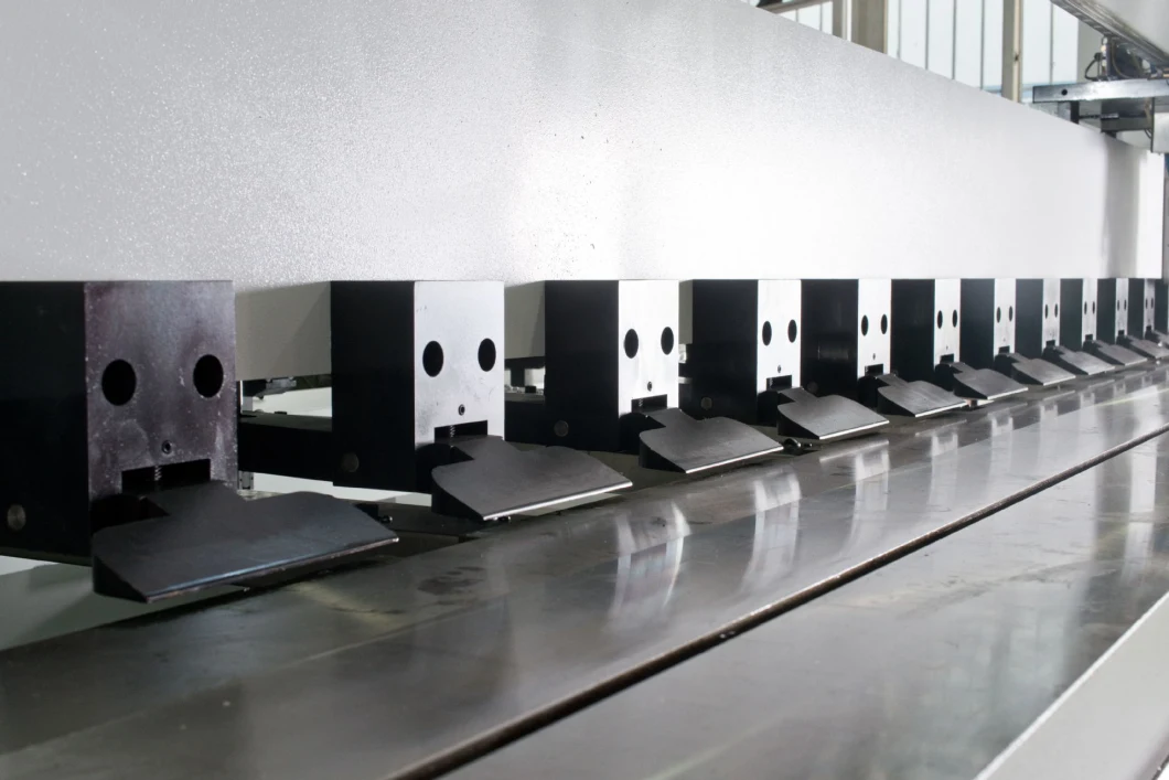 Low Price CNC V-Cutting Machine 1300X4000mm V Groove Cutting Machine Cutting Machine