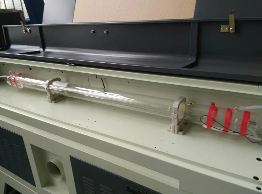 Non-Metal CO2 Laser Cutting Machine CNC Acrylic Laser Cutter