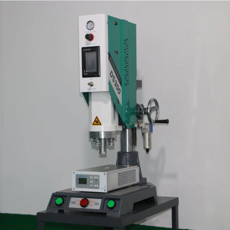 China Suppliers Ds300 20K 3300W Ultrasonic Plastic Welding Machine