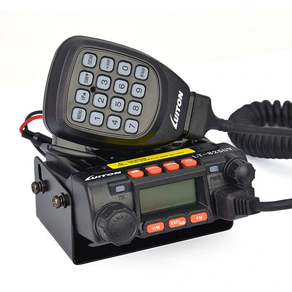 Mini Dual Band Dual Display and Dual Standby Mobile Radio Lt-825UV