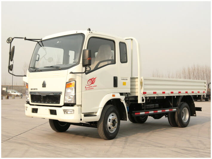 China HOWO 5 Tons Fence Cargo Truck Light Duty Vehicle