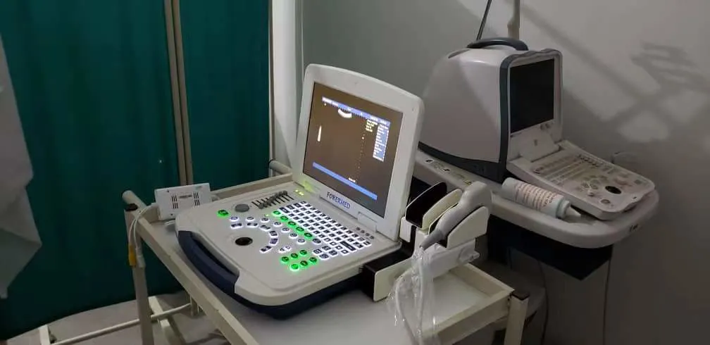 Ce Approved 10inch Portable Laptop Bone Densitometer Ultrasound Scanner (YJ-UBD3A)