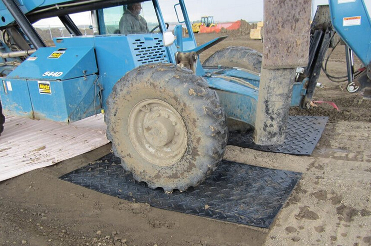 Ground Protection Track Mats, Temporary Construction Site Equipment Roadways