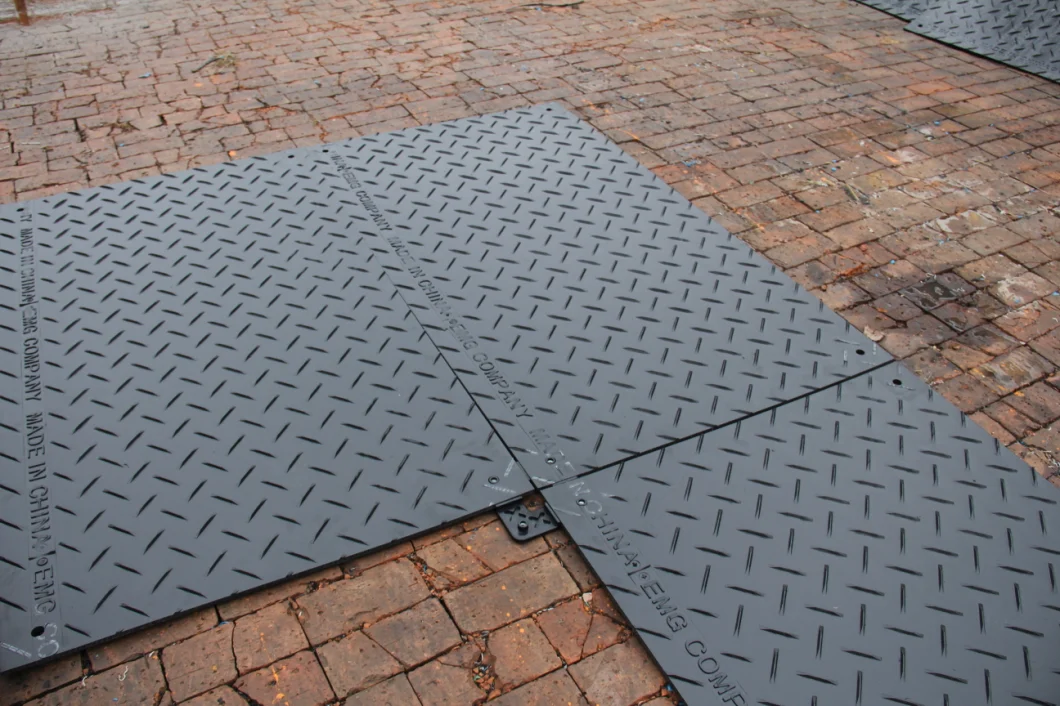 Wear Resisting Ground Protection Mat/Easy Cleaning Temporary HDPE Composite Mat UHMWPE Heavy Duty Mat