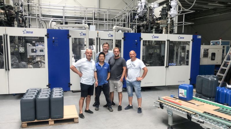4L HDPE Lubricating Oil Plastic Bottle Making Machine with Ce