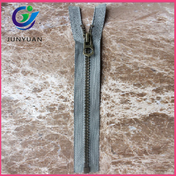 Colored Nylon Zippers Wholesale by Zipper Manufacturer