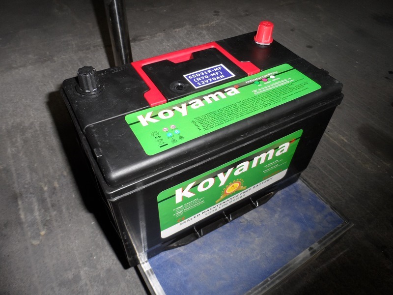 Hybrid Car Battery 12V70ah N70 Mf Auto Batteries