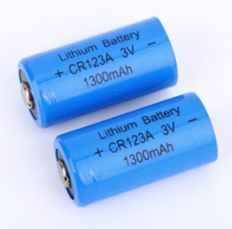 Factory Price Li/Mno2 Battery 3.0V 1500mAh Cr17345/Cr123A Battery with Tabs