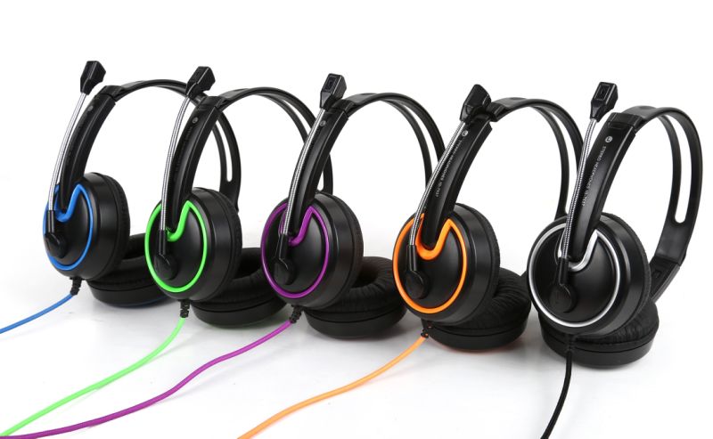 Double Ear Plug with Mic Over Ear Computer Headphone