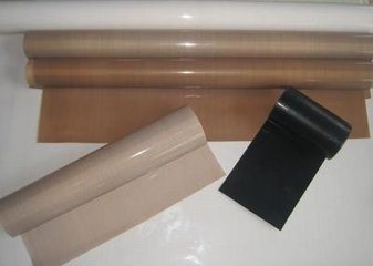 China Supplier Heat Resistant Waterproof PTFE Coated Glassfiber Fabric