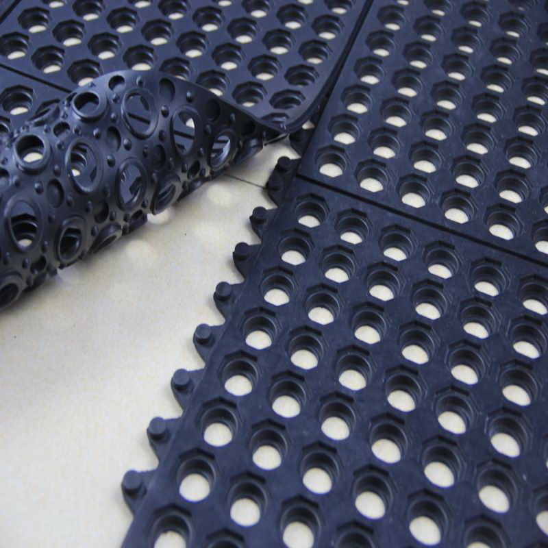 500*500*22mm Rubber Grass Mat with Connector
