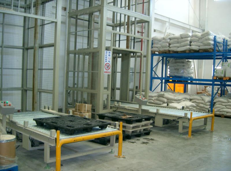 Industrial Hydraulic Cargo Lift, Small Cargo Lift, Warehouse Cargo Lift