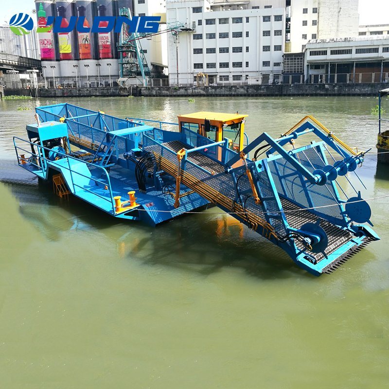 Floating Garbage Collecting Water Surface Cleaning Aquatic Weed Mower Boat