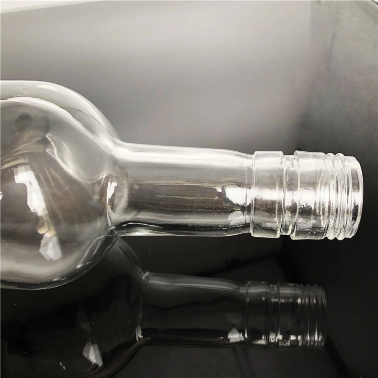 Empty Alcohol Brandy Whisky Glass Bottles Custom Liquor 528ml Vodka Spirit Glass Bottles Wholesale
