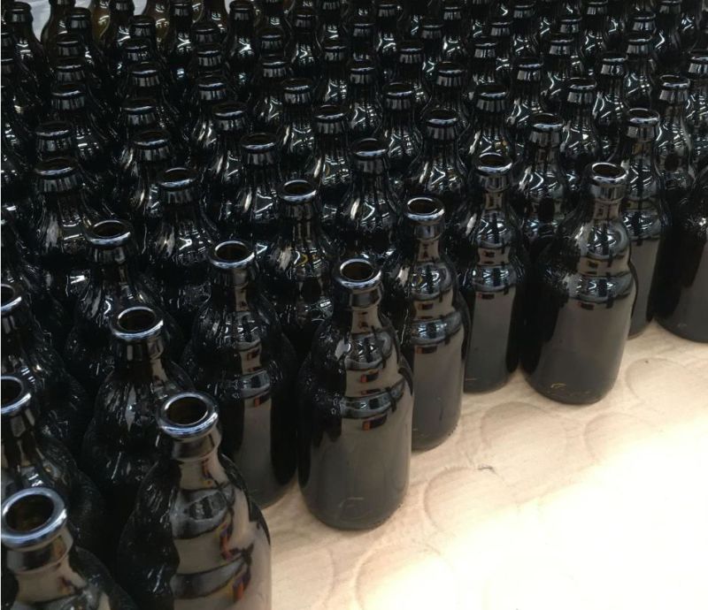 330ml Amber Glass Beer Bottle Beverage Bottle Wholesale