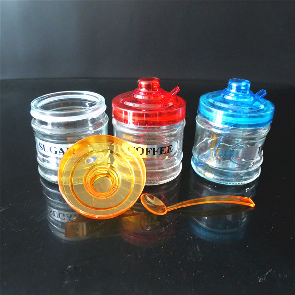 Hot Sell Good Quality 3PCS Set Glass Spice Canister with Plastic Lid