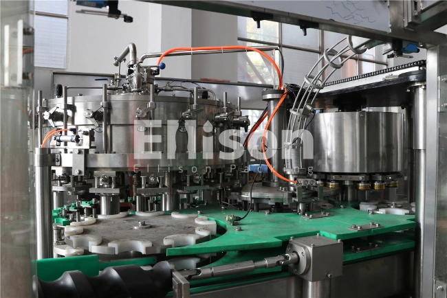 Automatic Carbonated Soft Drinks/Beverage/Soda Water/CSD Pet/Glass Bottle Line Plant Filling/Bottling/Packing Machine