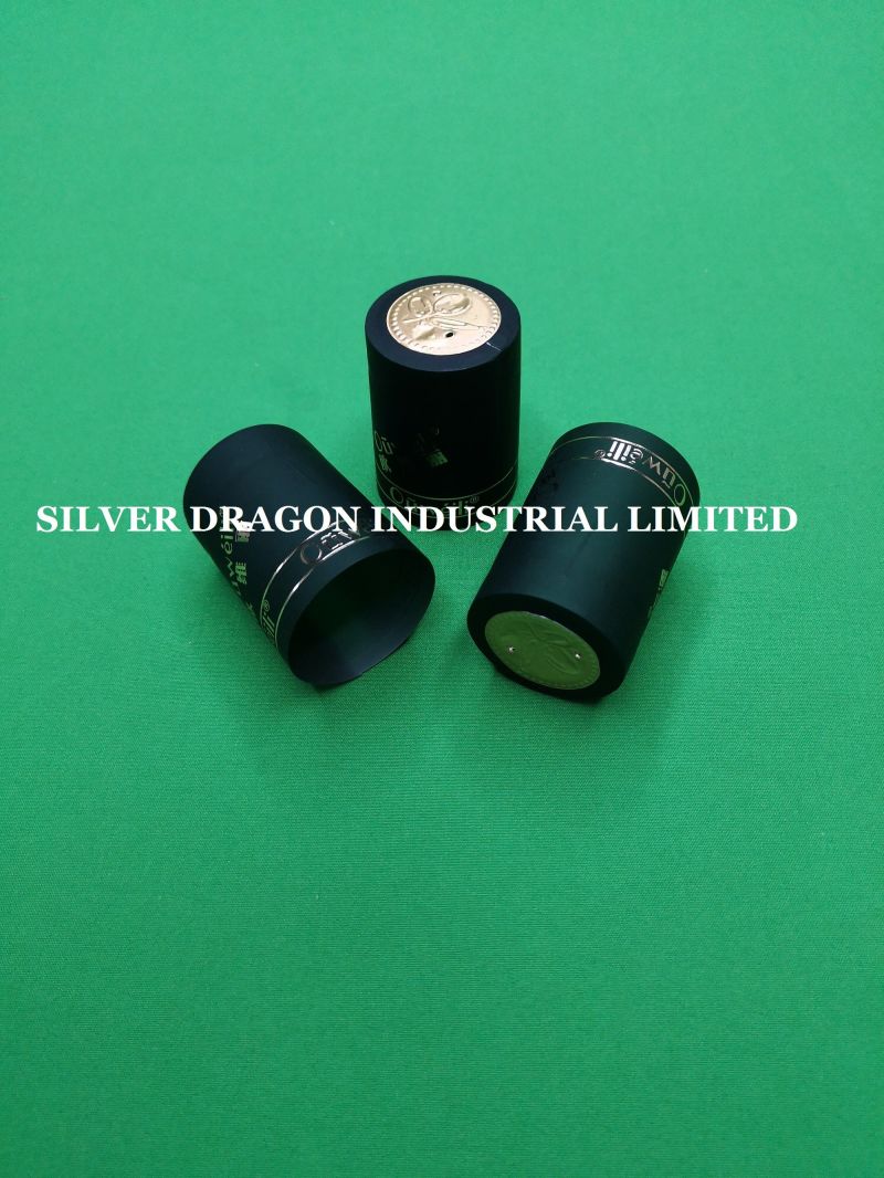 Green PVC Shrinkable Capsules with Hot Stamping for Olive Oil Bottle Closure