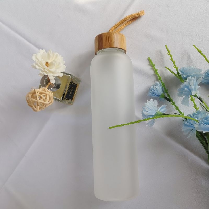 Wholesale Borosilicate Glass Drink Water Bottle Frosted Water Bottles 2021