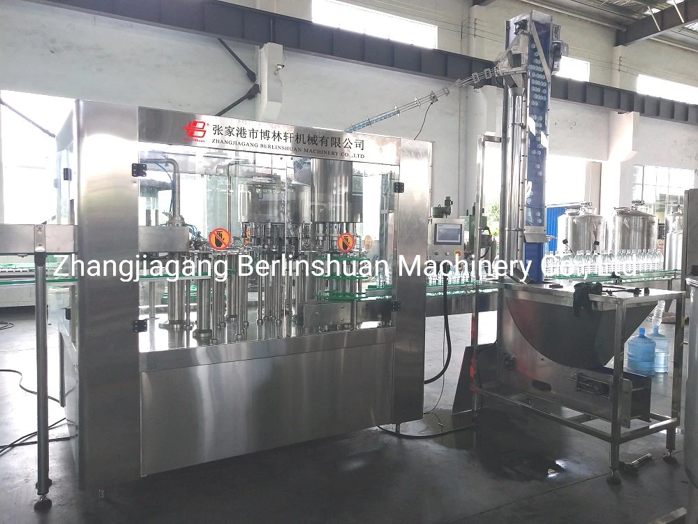 Automatic Spring Drinking Water Juice Drink Beverage Liquid Plastic Bottle Blowing Washing Filling Capping /Bottling Machine (CGF12125)