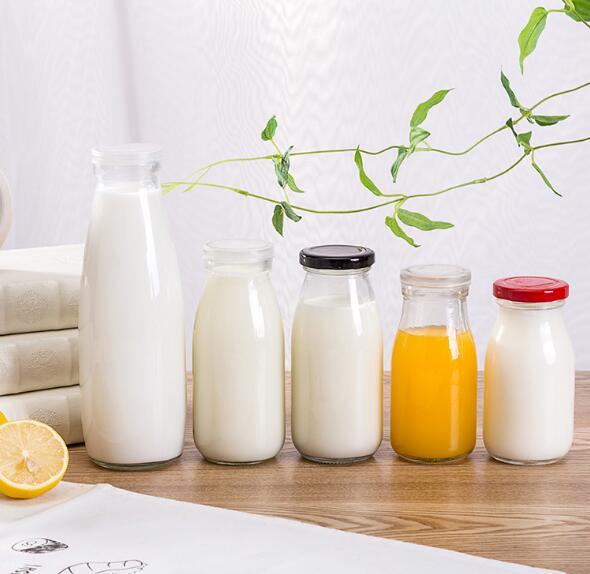 200ml Milk Glass Bottle with Plastic Lid