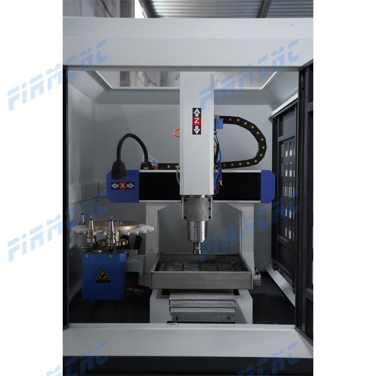 Mould Making CNC Router / Small 6060 Metal Engraving Machine