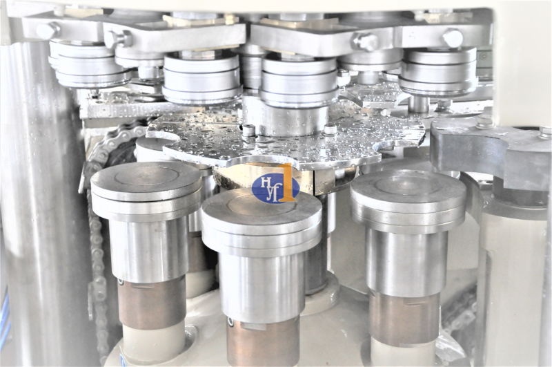 Automatic 2019 New Design Tin Can Filling Machine for CSD/Beer