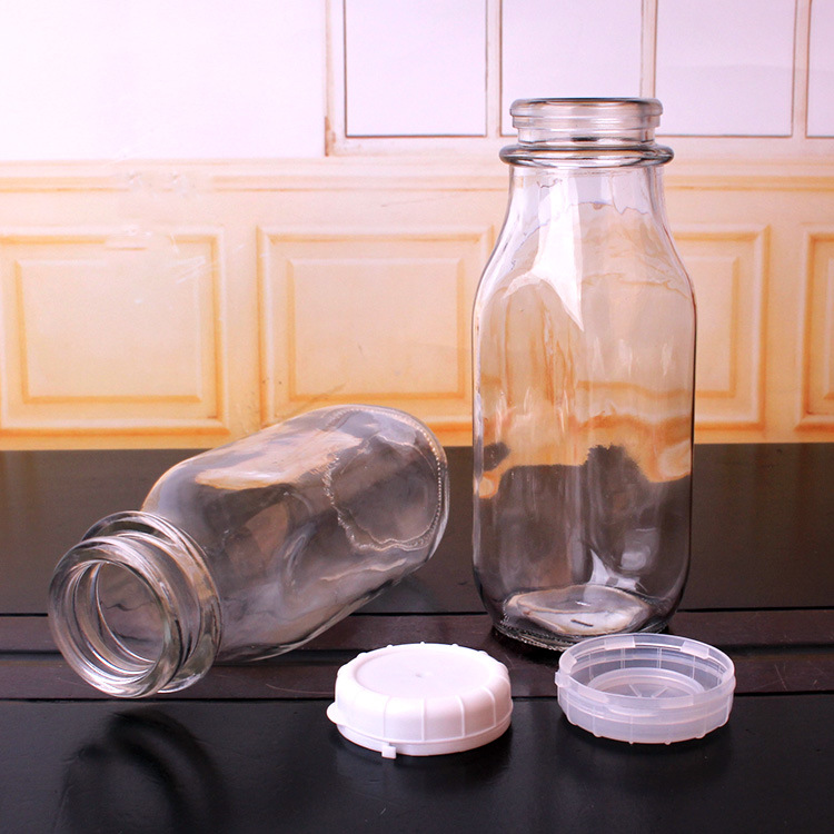 360ml High Quality Glass Milk Bottles with Plastic Lid